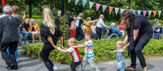 Polonaise met kinderen